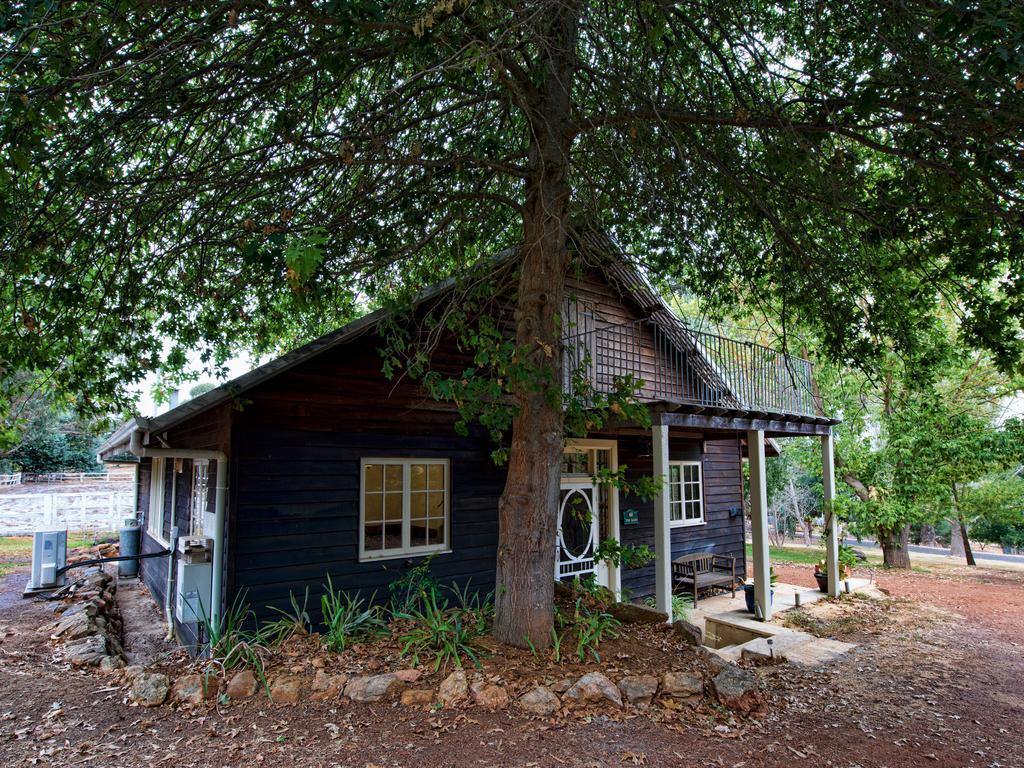 Oak Tree Barn Bridgetown Villa الغرفة الصورة